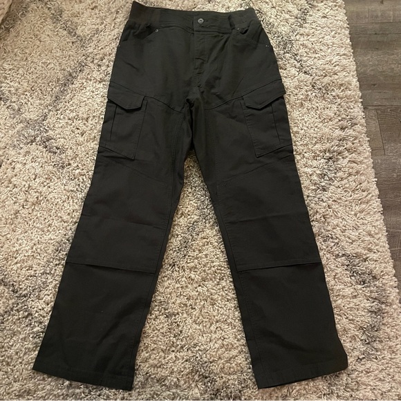 Duluth Trading Co Black Cargo Pants Size 12 - Picture 1 of 11